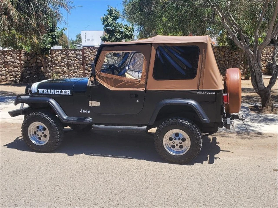 1992 Jeep YJ Wrangler - Image 4 of 11