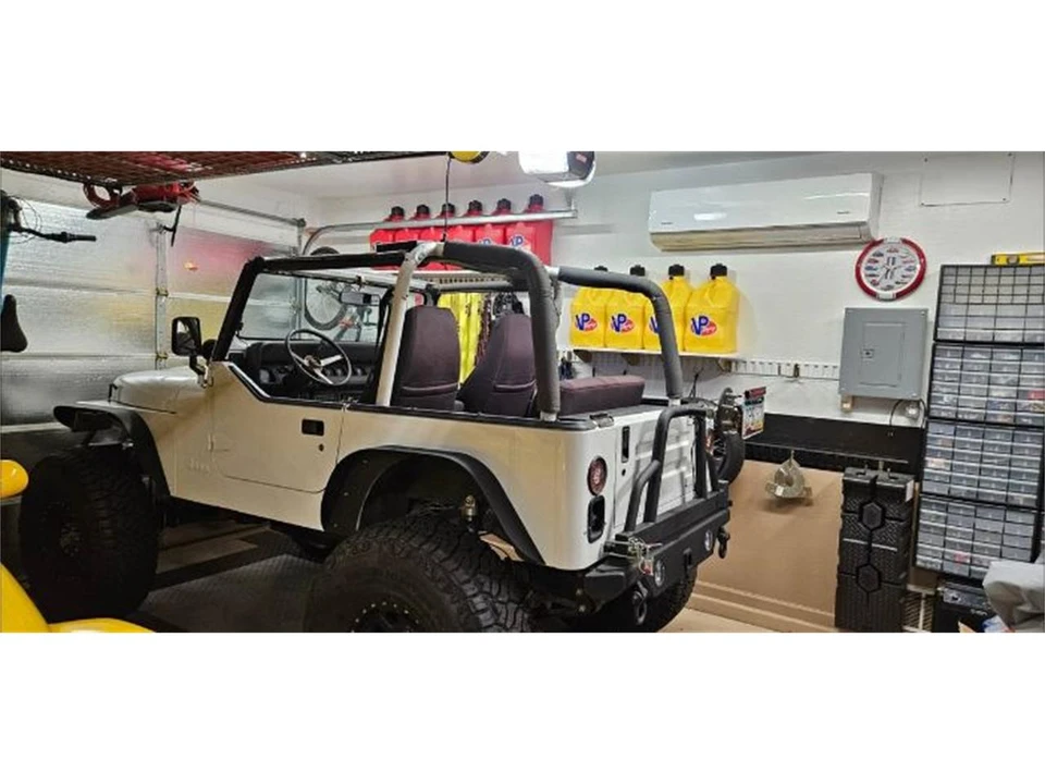1992 Jeep YJ Wrangler - Image 4 of 6