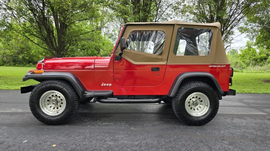 1992 Jeep YJ Wrangler - Image 2 of 11
