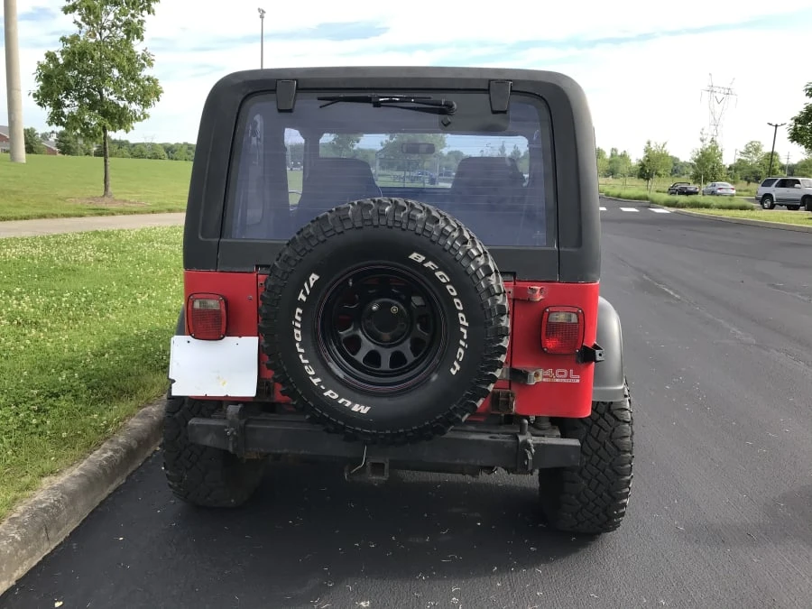 1992 Jeep YJ Wrangler - Image 6 of 10