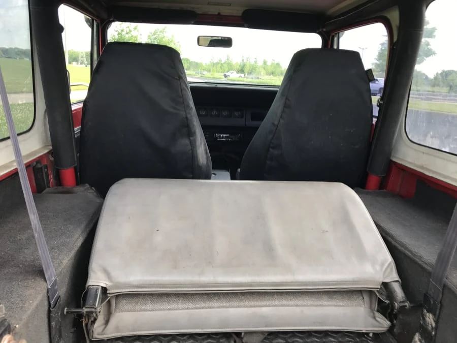 1992 Jeep YJ Wrangler - Image 8 of 10