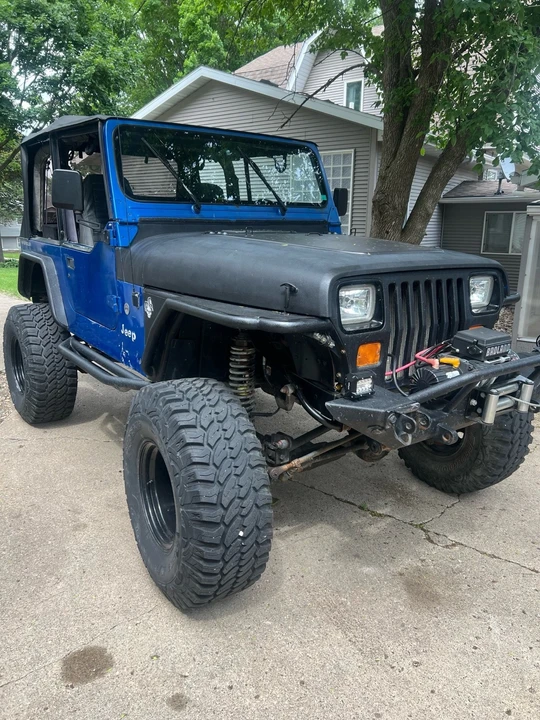 1992 Jeep YJ Wrangler - Image 4 of 13