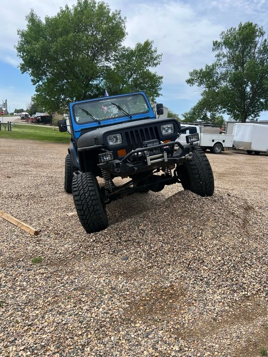 1992 Jeep YJ Wrangler - Image 7 of 13
