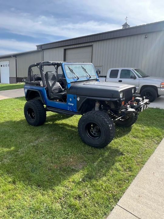 1992 Jeep YJ Wrangler - Image 5 of 13