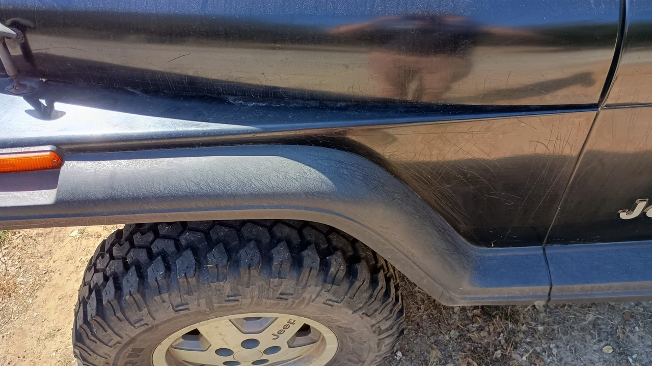 1992 Jeep YJ Wrangler - Image 6 of 18