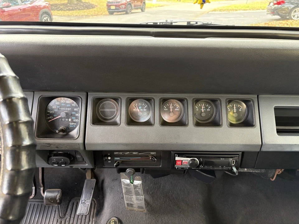 1992 Jeep YJ Wrangler - Image 6 of 7
