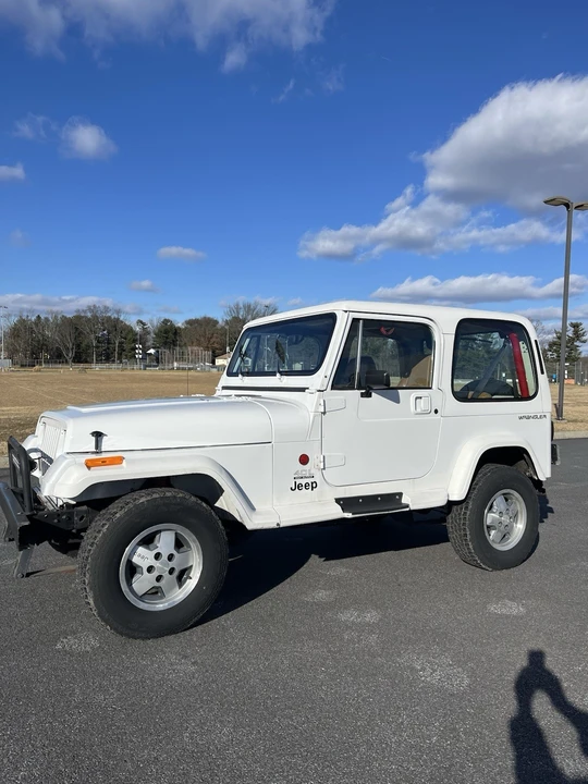 1992 Jeep YJ Wrangler - Image 12 of 17