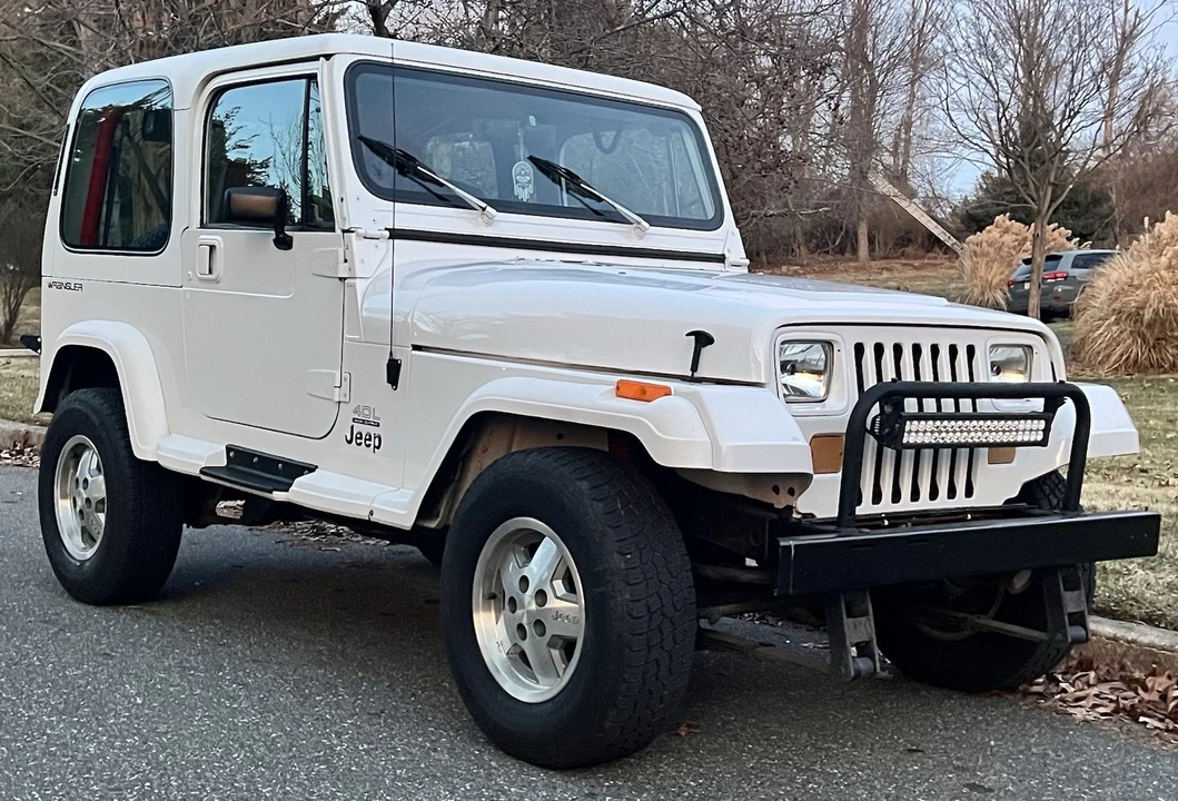 1992 Jeep YJ Wrangler - Image 13 of 17