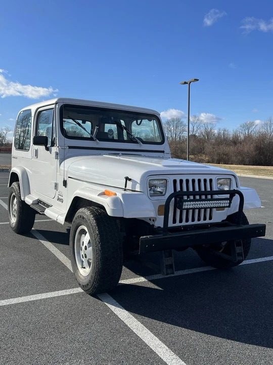 1992 Jeep YJ Wrangler - Image 4 of 17