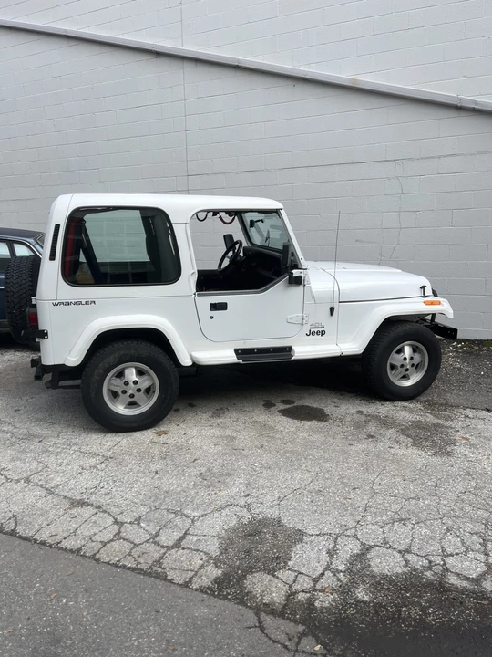 1992 Jeep YJ Wrangler - Image 17 of 17