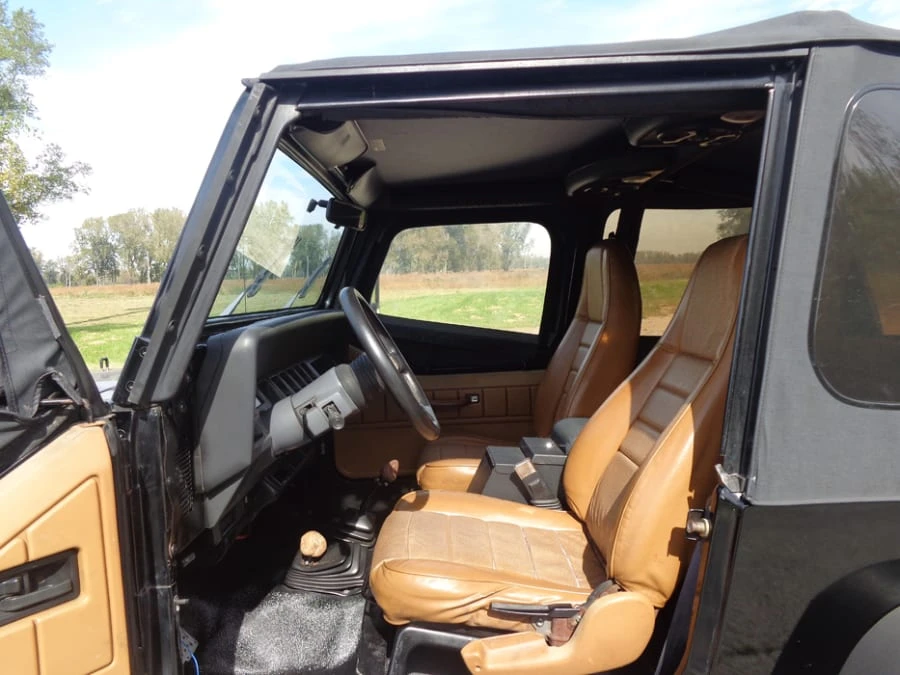 1992 Jeep YJ Wrangler - Image 2 of 4