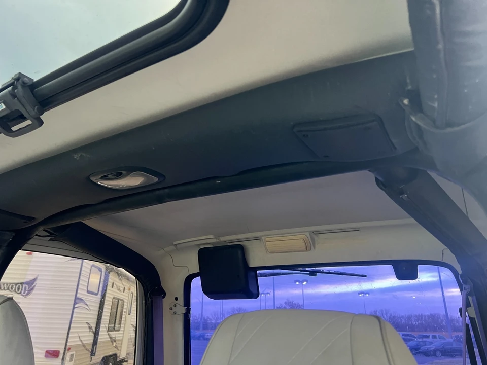1992 Jeep YJ Wrangler - Image 14 of 21