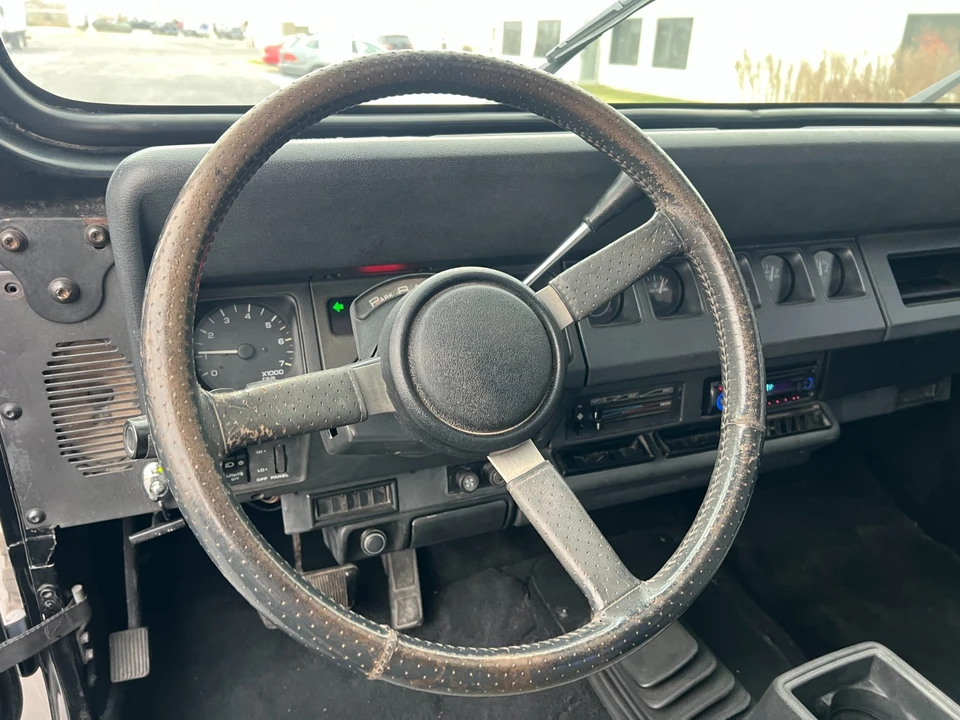 1992 Jeep YJ Wrangler - Image 12 of 21
