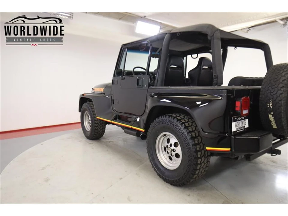 1992 Jeep YJ Wrangler - Image 22 of 31