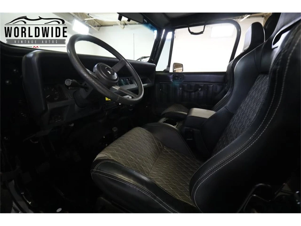 1992 Jeep YJ Wrangler - Image 29 of 31