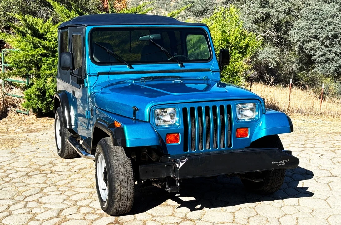 1992 Jeep YJ Wrangler - Image 2 of 30