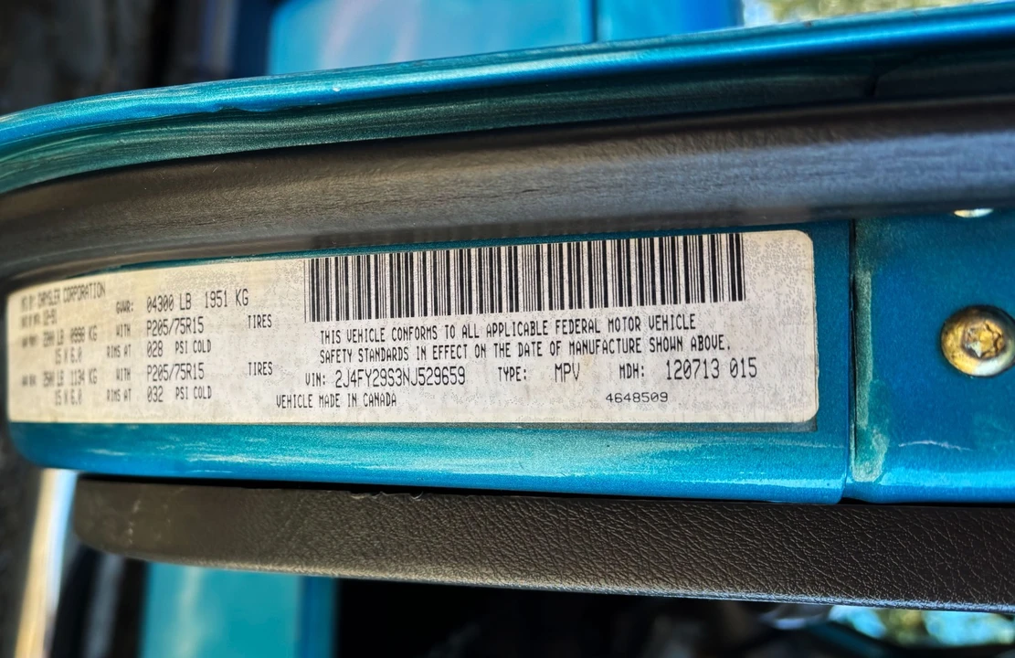 1992 Jeep YJ Wrangler - Image 27 of 30