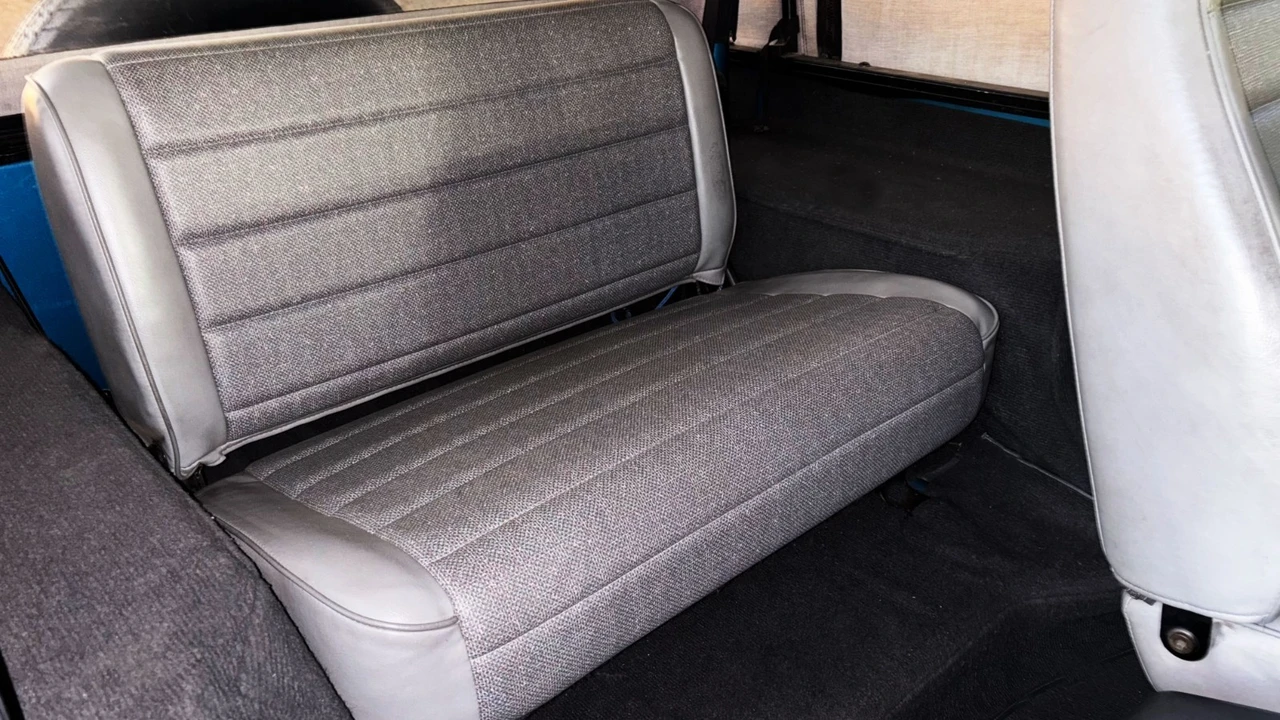 1992 Jeep YJ Wrangler - Image 26 of 30