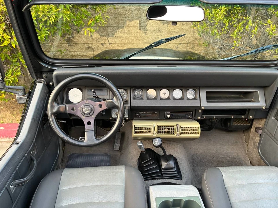 1992 Jeep YJ Wrangler - Image 8 of 16