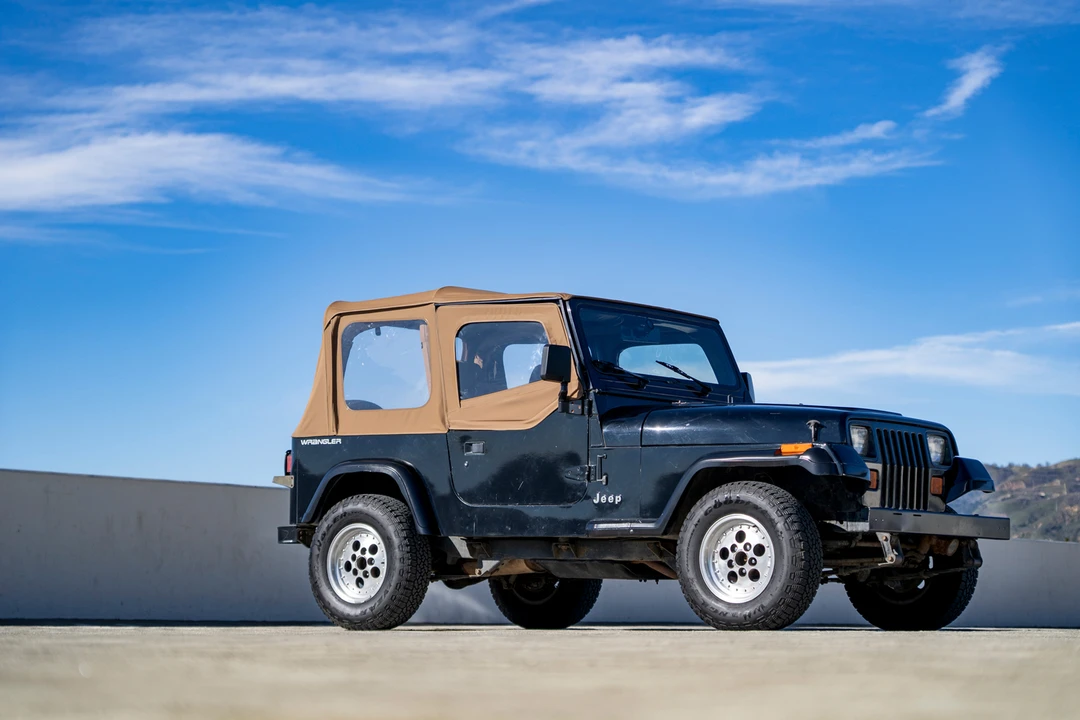 1992 Jeep YJ Wrangler - Image 7 of 31