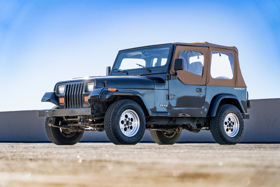1992 Jeep YJ Wrangler - Image 3 of 31