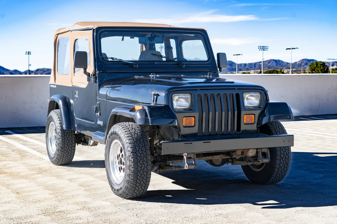 1992 Jeep YJ Wrangler - Image 12 of 31