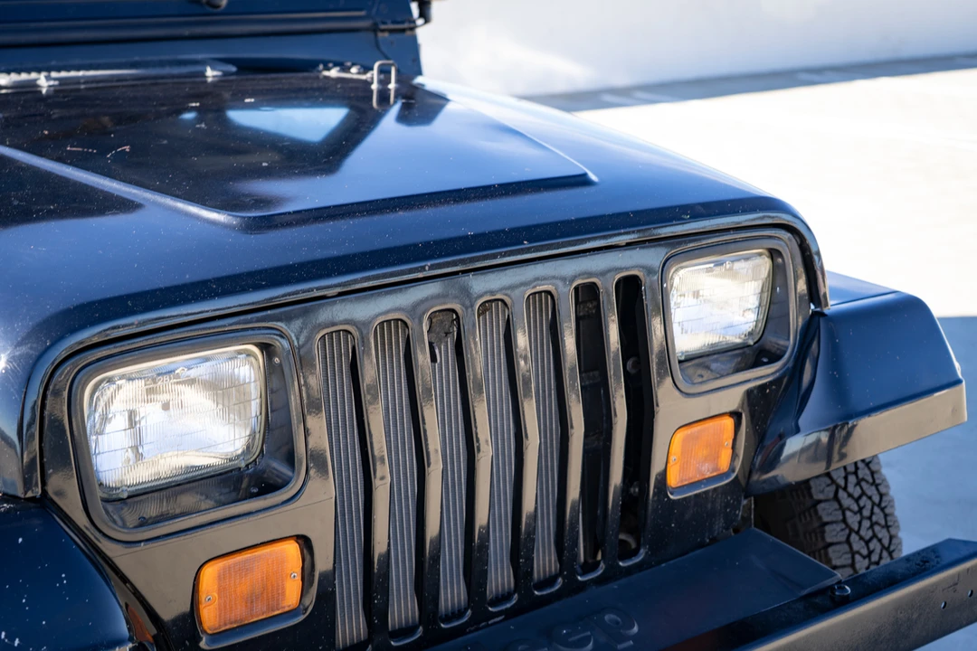 1992 Jeep YJ Wrangler - Image 27 of 31