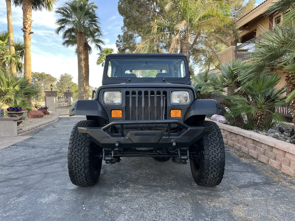 1992 Jeep YJ Wrangler - Image 11 of 31