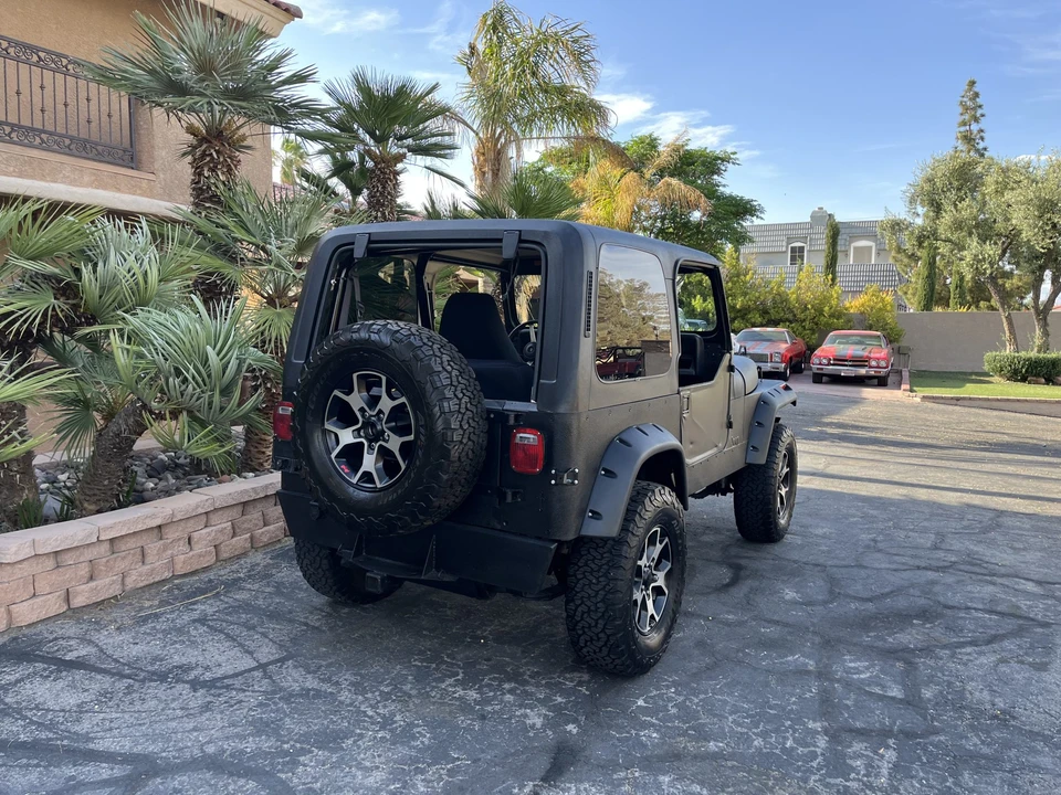 1992 Jeep YJ Wrangler - Image 29 of 31