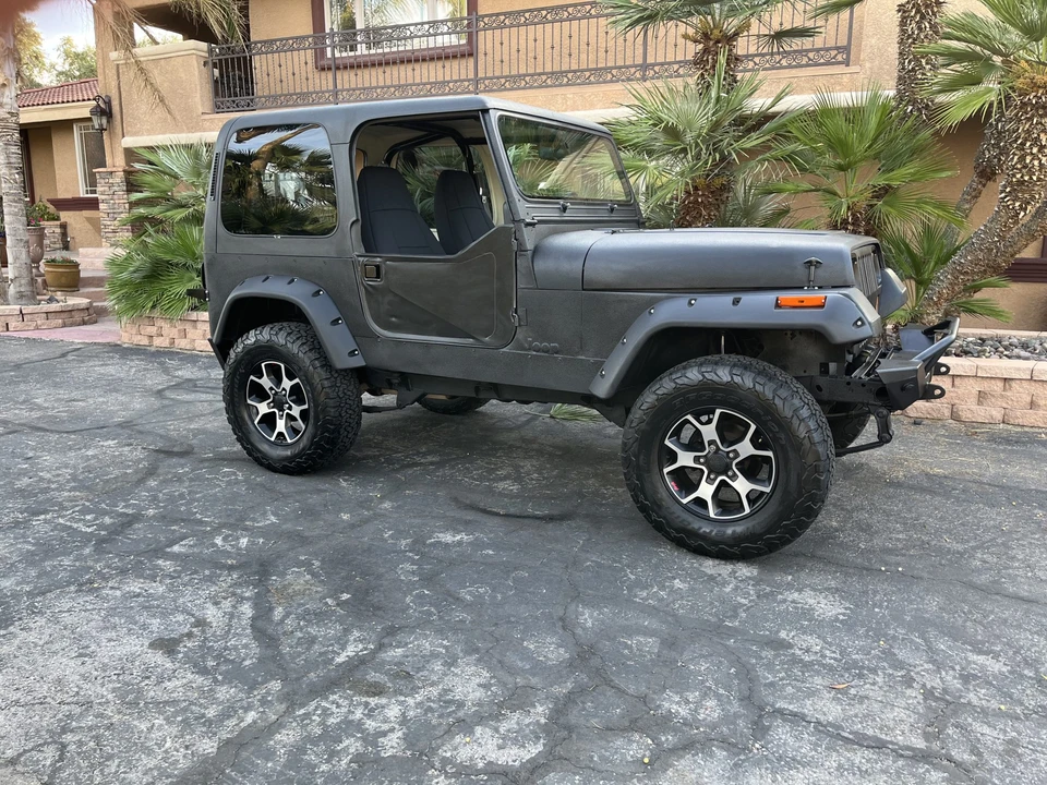 1992 Jeep YJ Wrangler - Image 20 of 31