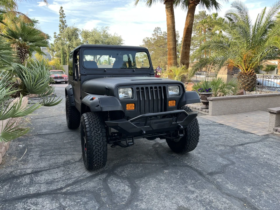 1992 Jeep YJ Wrangler - Image 12 of 31