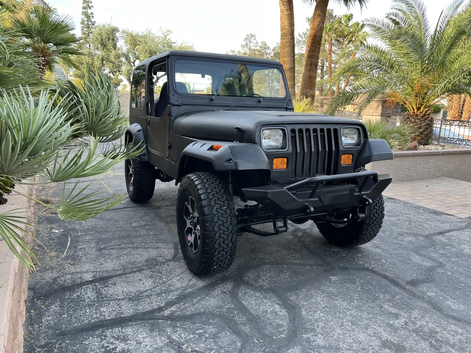 1992 Jeep YJ Wrangler - Image 13 of 31