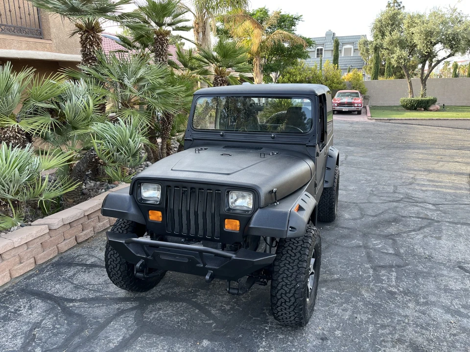 1992 Jeep YJ Wrangler - Image 8 of 31