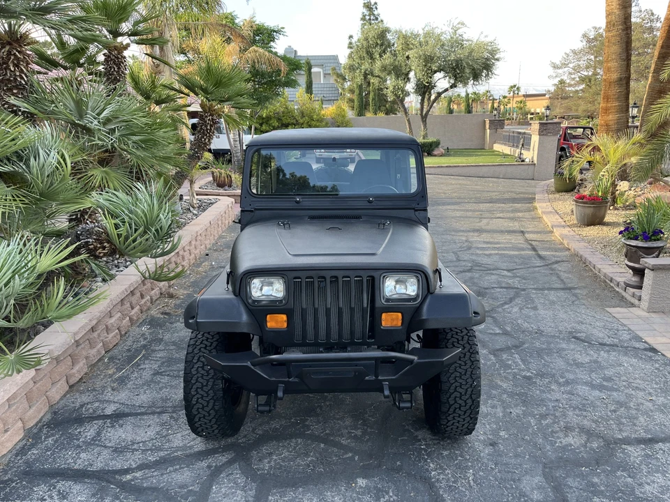 1992 Jeep YJ Wrangler - Image 9 of 31