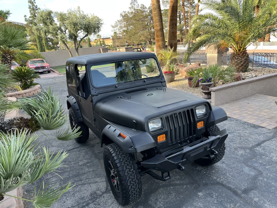1992 Jeep YJ Wrangler - Image 15 of 31