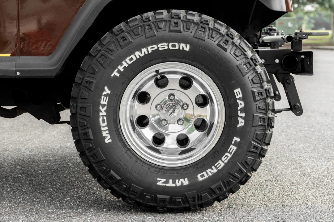 1992 Jeep YJ Wrangler - Image 30 of 31