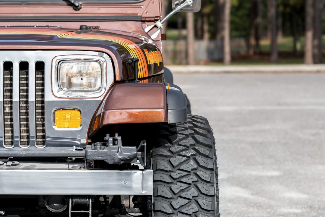 1992 Jeep YJ Wrangler - Image 19 of 31