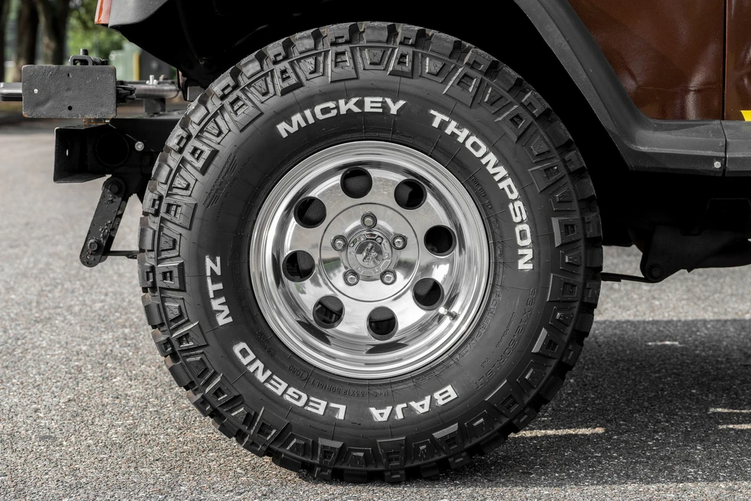 1992 Jeep YJ Wrangler - Image 27 of 31