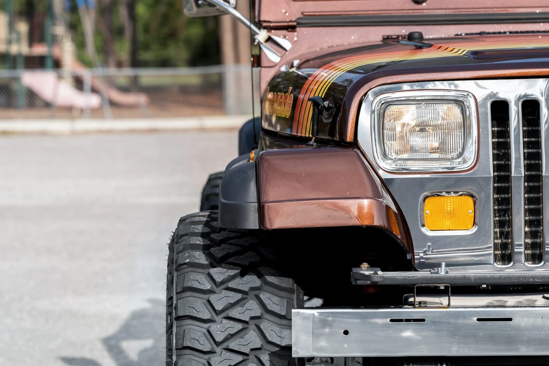 1992 Jeep YJ Wrangler - Image 18 of 31