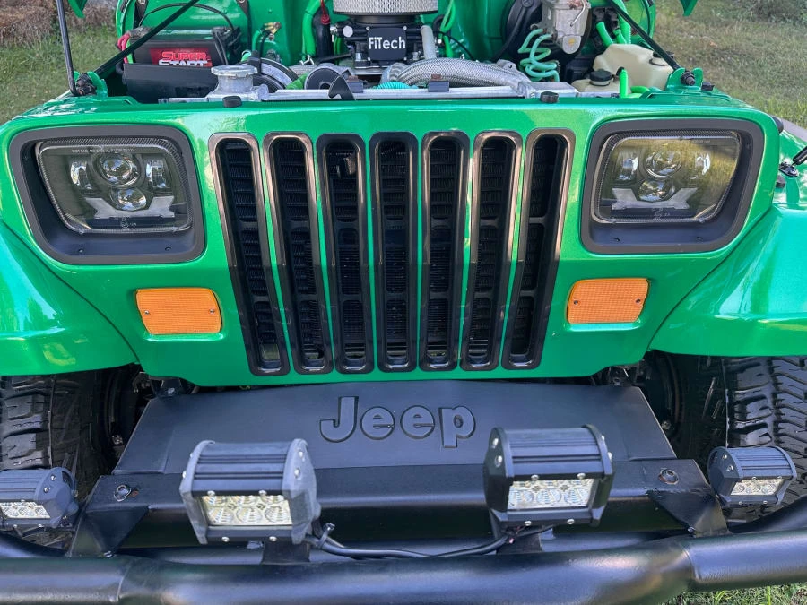 1992 Jeep YJ Wrangler - Image 6 of 17