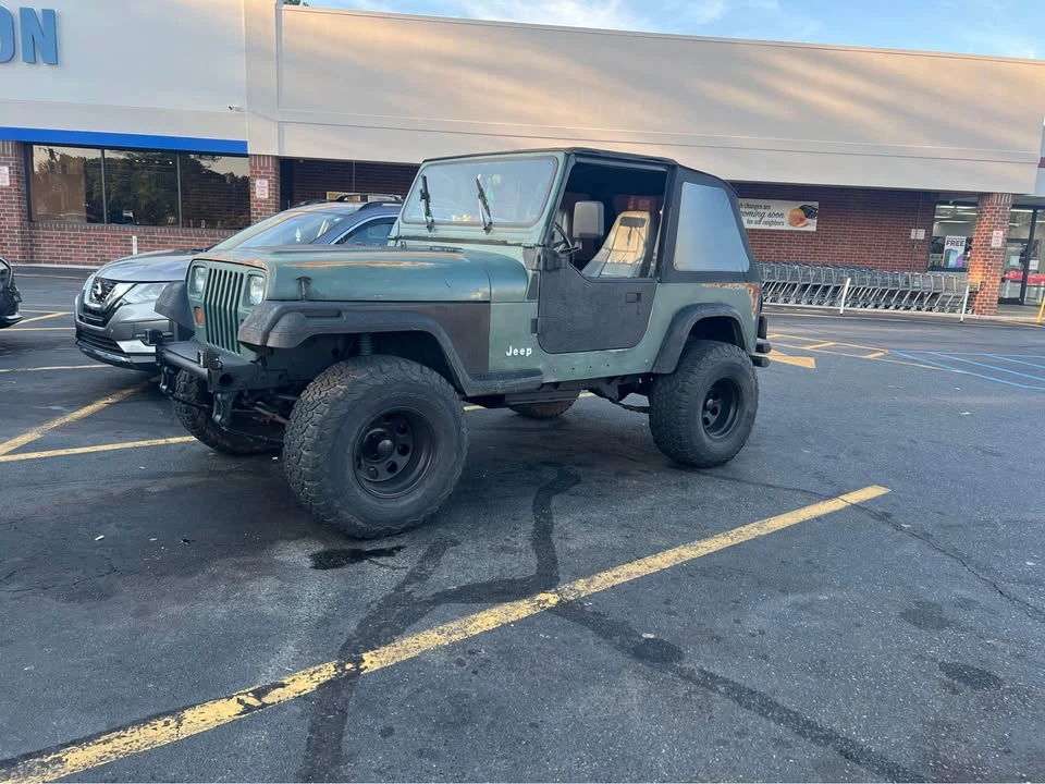 1992 Jeep YJ Wrangler - Image 5 of 5