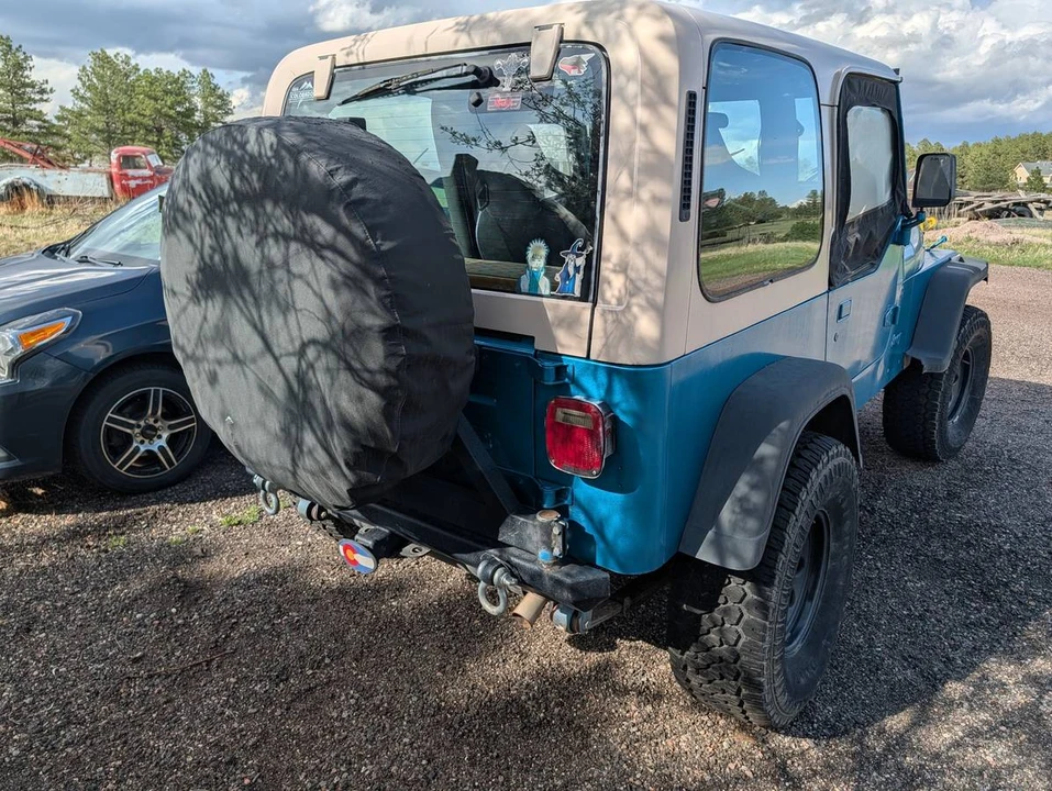 1992 Jeep YJ Wrangler - Image 4 of 9