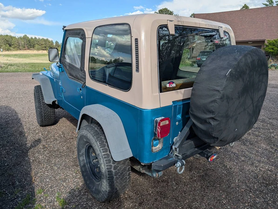 1992 Jeep YJ Wrangler - Image 5 of 9