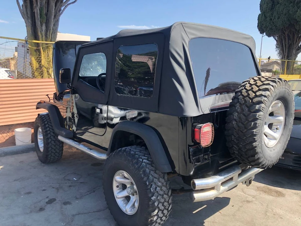1992 Jeep YJ Wrangler - Image 5 of 10