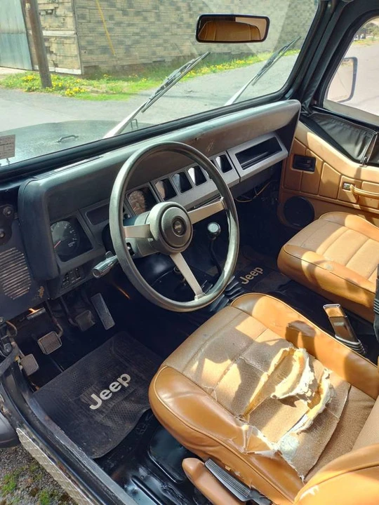 1992 Jeep YJ Wrangler - Image 8 of 23
