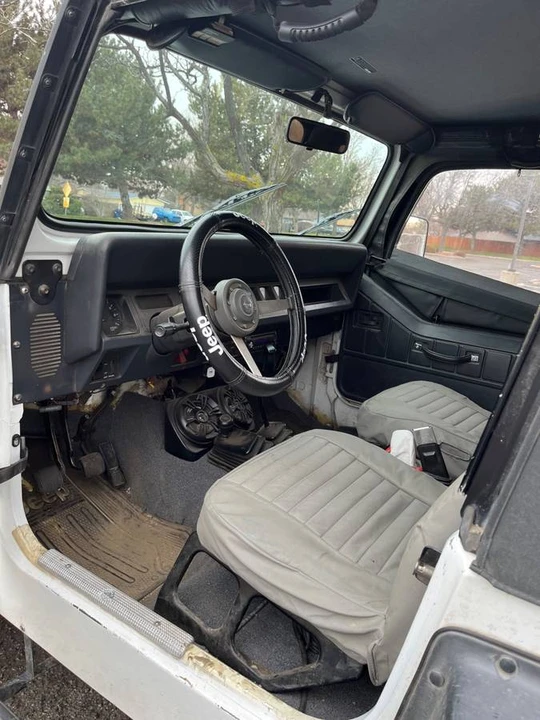 1992 Jeep YJ Wrangler - Image 5 of 7