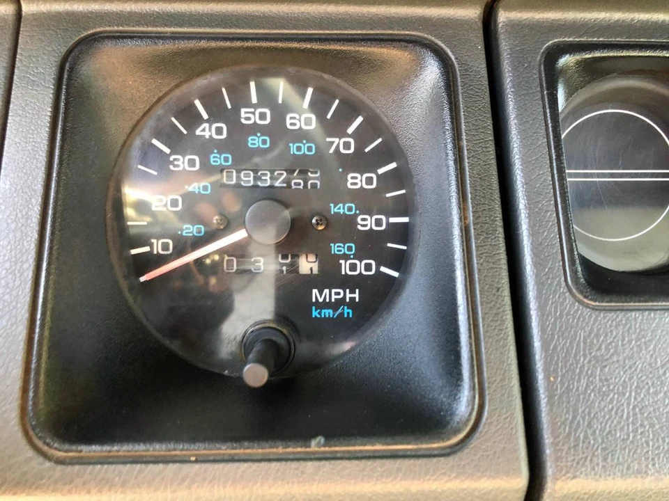 1992 Jeep YJ Wrangler - Image 8 of 10