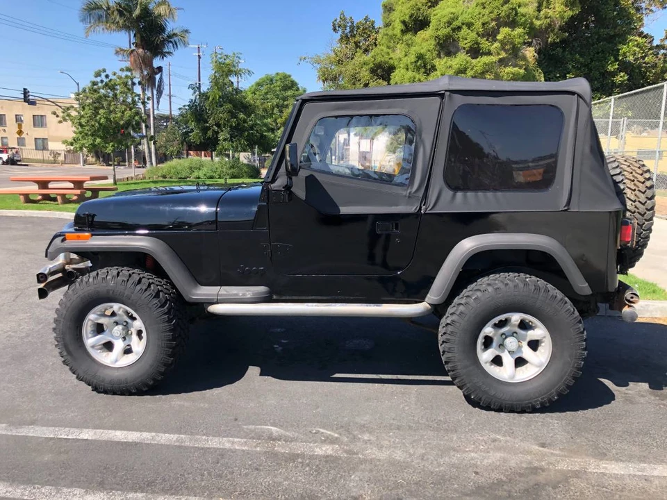 1992 Jeep YJ Wrangler - Image 10 of 10