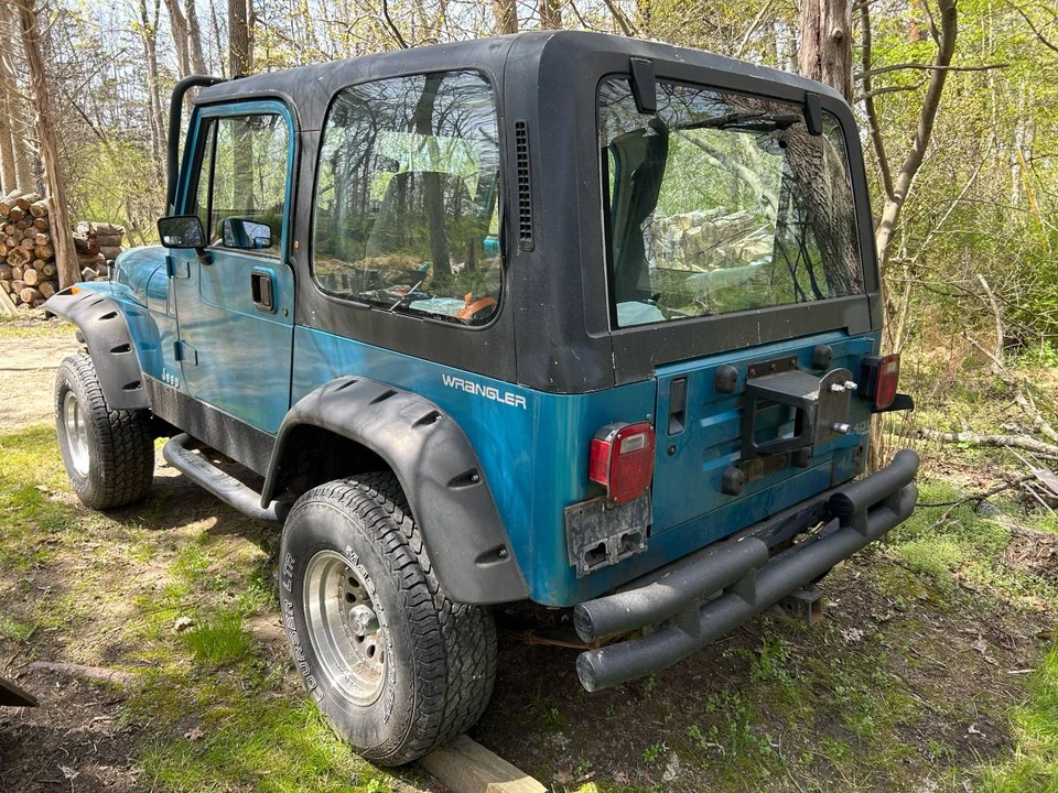 1992 Jeep YJ Wrangler - Image 3 of 9