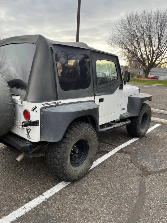 1992 Jeep YJ Wrangler - Image 7 of 7
